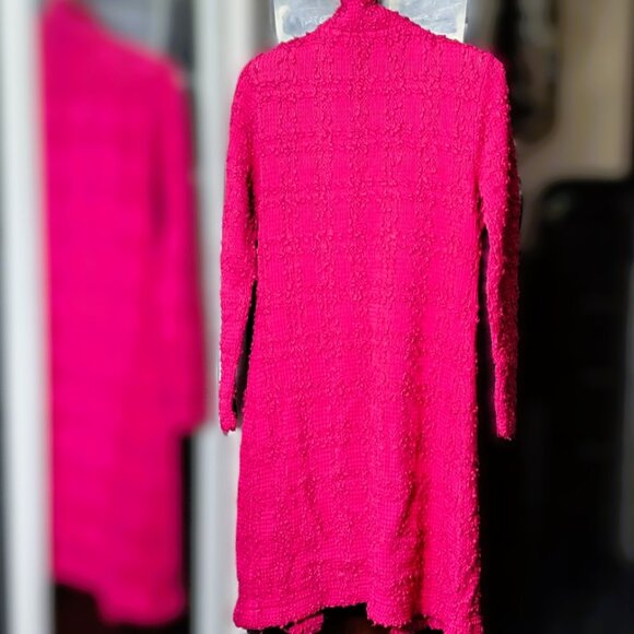 Alexandra Bartlett Hot Pink Knee Length Textured Bouclé Knit Cardigan - Picture 5 of 6